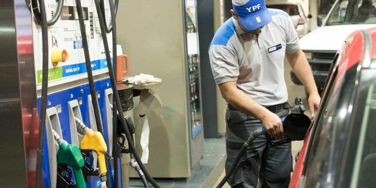 Postergaron el aumento de combustibles para la segunda quincena de enero