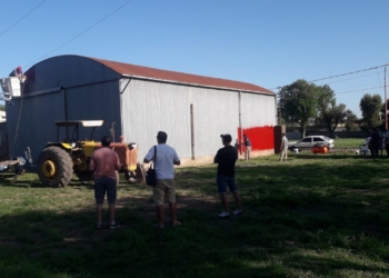 Timbúes: realizaron tareas de limpieza y pintura al edificio del futuro cuartel de bomberos
