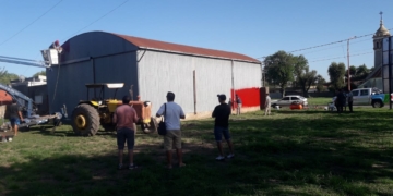 Timbúes: realizaron tareas de limpieza y pintura al edificio del futuro cuartel de bomberos