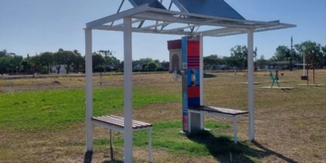 Carrizales ya cuenta con su estación solar reparada 