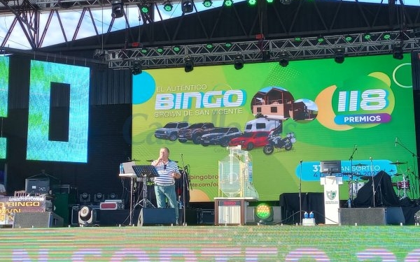 Un vecino de Oliveros se ganó una moto en el Bingo de San Vicente