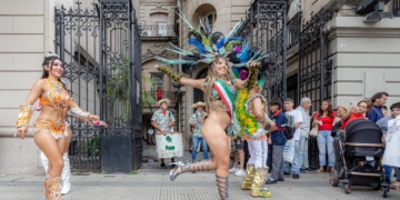 Zoe, la joven pasista timbuense que deslumbra en el carnaval de Tucumán