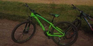 Maciel: robaron una bicicleta en un garage y piden ayuda para recuperarla