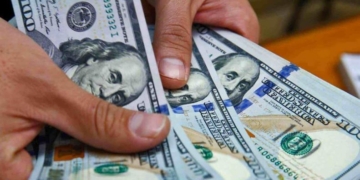 Cuento del tío: le robaron cerca de 2500 dólares a una abuela en Salto Grande