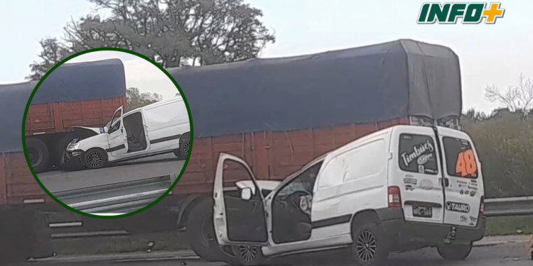 Un utilitario impactó por alcance contra un camión en autopista