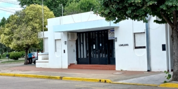 Barrancas: tres ladrones asaltaron a un joven y le robaron el celular
