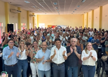 Coronda: más de 300 docentes debatieron sobre educación con Pullaro y Tejeda