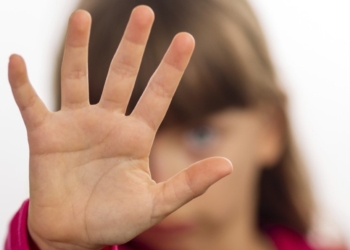 Prisión preventiva para un hombre por abuso sexual a la hija de su pareja