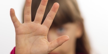 Prisión preventiva para un hombre por abuso sexual a la hija de su pareja