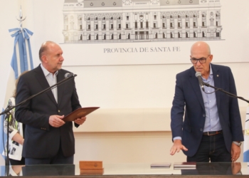 Victor Debloc asumió como nuevo Ministro de Educación de Santa Fe