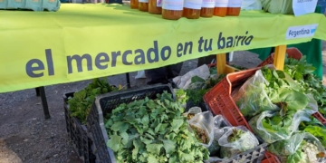 La feria «El Mercado en tu Barrio» vuelve a San Genaro