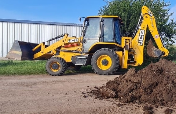 Avanza la construcción de 12 cuadras de cordón cuneta en Totoras