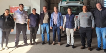 Avanzan las gestiones para que los bomberos de Maciel tengan su autobomba