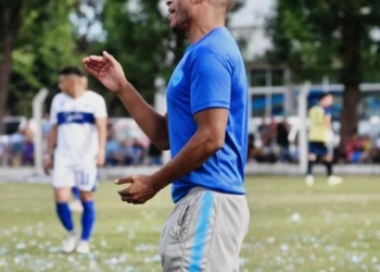 Sportivo Belgrano de Oliveros presentó a su nuevo entrenador