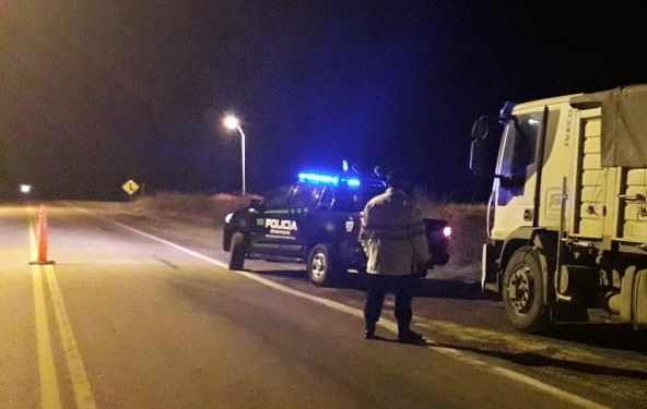 Un motociclista de San Genaro herido en un choque contra dos camiones en Ruta 91