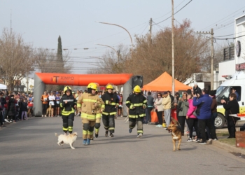 Bomberos de San Genaro invitan a su nueva maratón