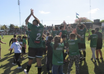 Todo verde: Defensores apabulló a Independiente en el clásico de Centeno