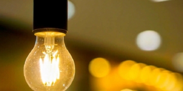 Además del gas, también aumenta la luz: la suba será de hasta 56%