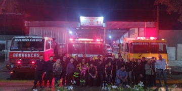 Bomberos de Barrancas trajeron una autobomba desde Estados Unidos para su cuartel