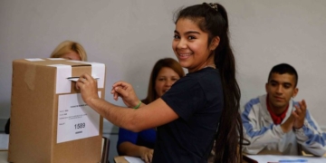 El Tribunal Electoral habilitó el voto joven en Santa Fe para electores de 16 y 17 años