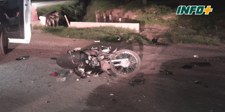 Un joven de Timbúes en moto fue impactado por un camión