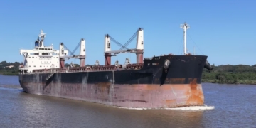 Hallaron 900 kilos de cocaína en un buque que partió del Puerto de Timbúes