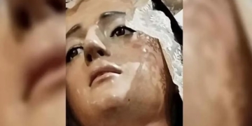 Conmoción en Coronda: aseguran que la Virgen Dolorosa lloró frente a sus fieles