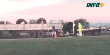 Un hombre sufrió graves heridas al chocar por alcance contra un camión en autopista