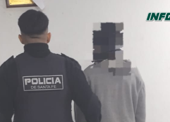 Robó un tablón de cuatro metros y se fue caminando: fue detenido