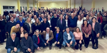 Maxi Pullaro apoyó en Coronda la precandidatura a senadora de Vicky Tejeda