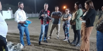 Gaboto: Ruiz entregó equipamiento deportivo por 240 mil pesos