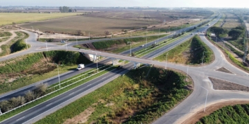 Autopista: el gobierno suspendió el aumento del peaje y habilitó un nuevo acceso