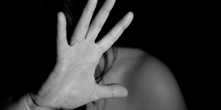 Barrancas: condenaron a un hombre que golpeó y amenazó de muerte con una cuchilla a su ex