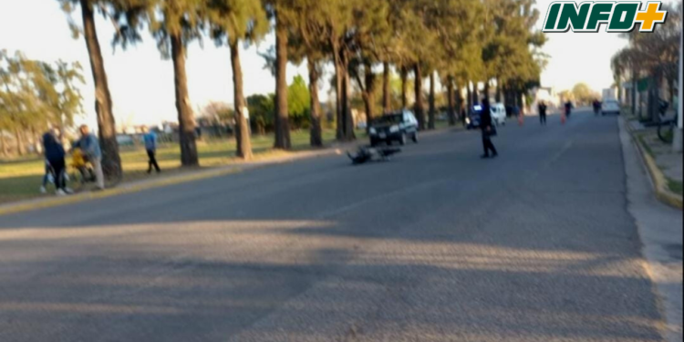 Dos motos chocaron en Barrancas y un joven sufrió traumatismo de cráneo grave