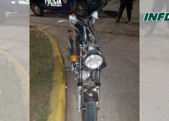 Un auto y una moto chocaron en San Genaro y una joven resultó herida