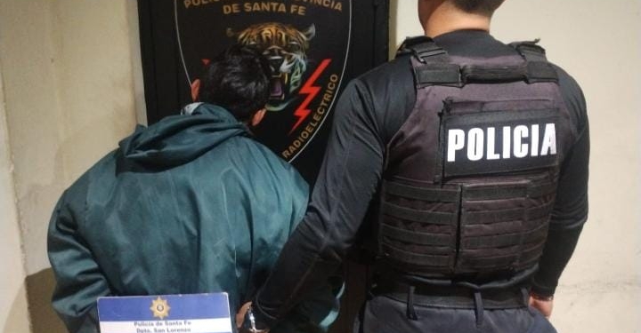 Dos delincuentes intentaron robarle a una mujer en Timbúes: un detenido