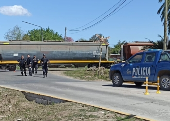 Una mujer de 86 años fue impactada por un tren y sufrió heridas graves