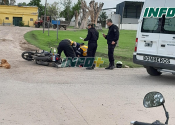 Fuerte choque entre motos en San Genaro con dos vecinos heridos