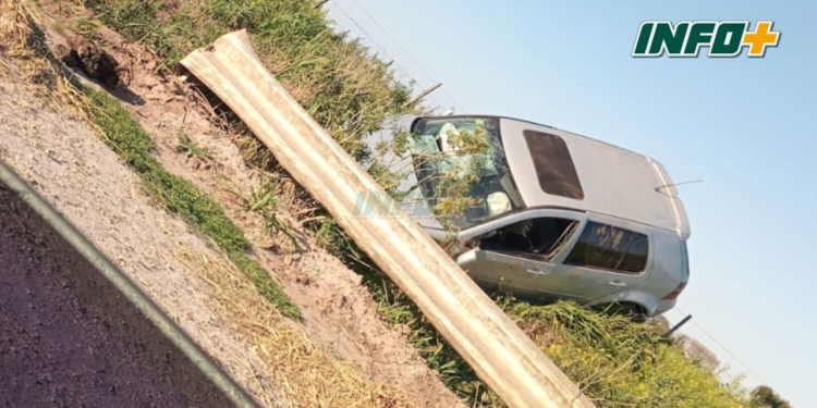 Un auto protagonizó un fuerte accidente camino a La Boca de Monje