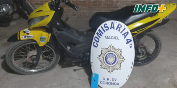 Huyó de un control en Maciel pero perdió su celular: fue a la comisaría y secuestraron la moto