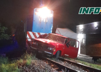 Una camioneta fue impactada por un tren en Coronda