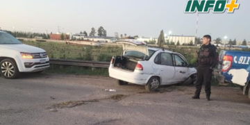Un hombre herido al chocar con su auto contra un guardarraíl en Ruta 11