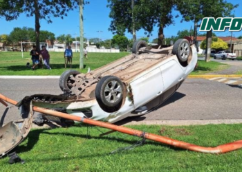 Impactante vuelco en Timbúes con una mujer herida