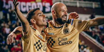 El macielense Tévez marcó un doblete en su debut en el Cusco FC