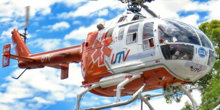 Un joven se electrocutó a la vera de autopista y está grave