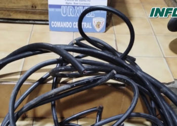 Tiene 15 años y fue sorprendida robando cables con otro joven