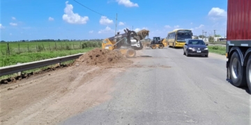 Continúan los trabajos sobre Ruta 11 en Timbúes y Villa La Ribera
