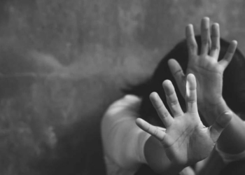 Piden 25 años de prisión para un hombre por abusar de su hija y de la hija de su pareja
