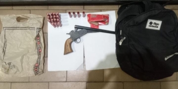 Una mujer detenida por amenazar de muerte a su ex: secuestraron un arma