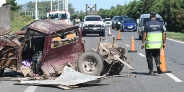 Violento choque en la autopista Rosario Santa Fe: un herido grave